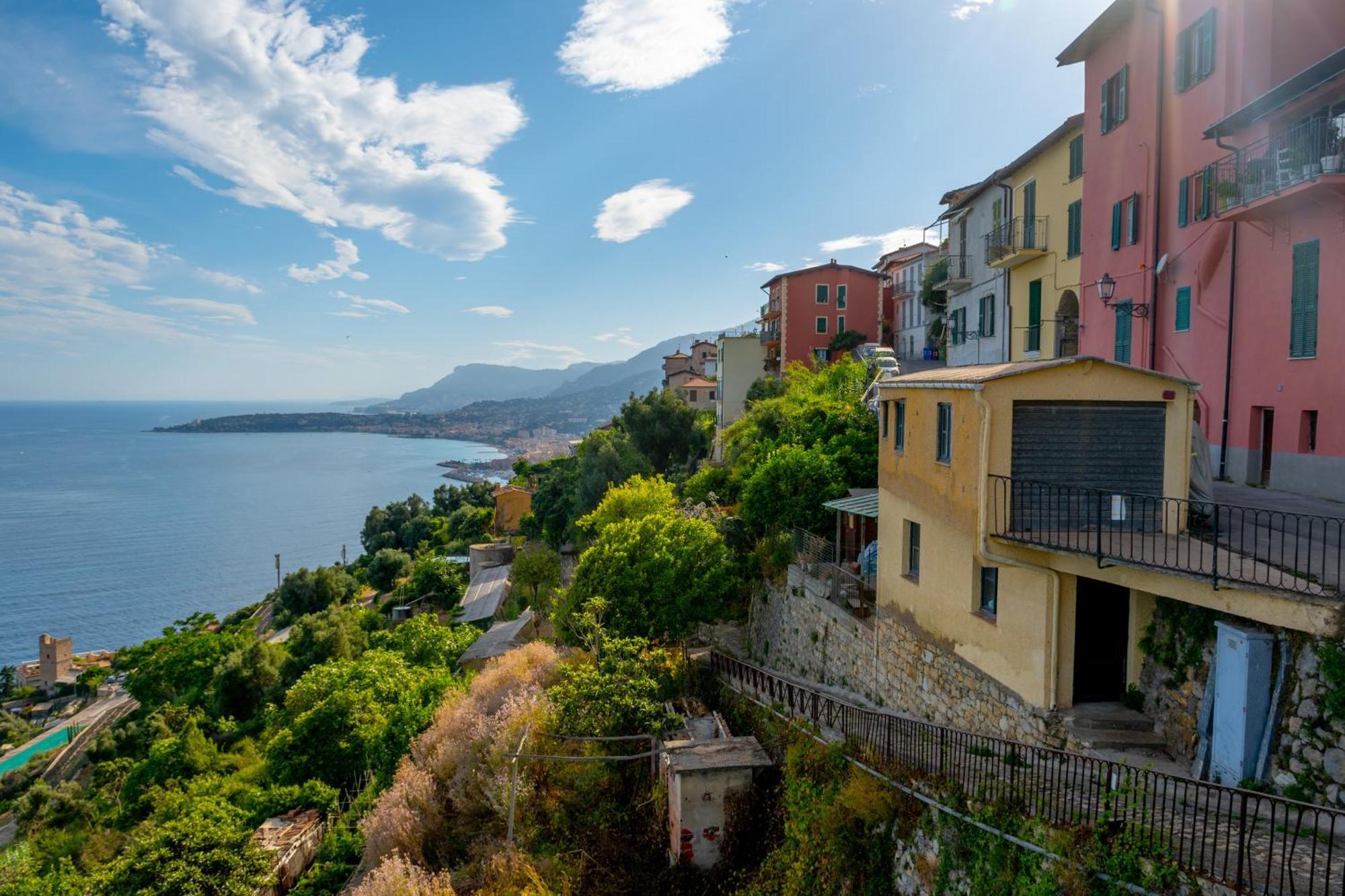 Apartment Total Sea View Grimaldi Ventimiglia